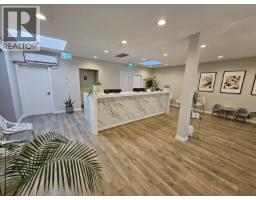 22195 DEWDNEY TRUNK ROAD, Maple Ridge, British Columbia