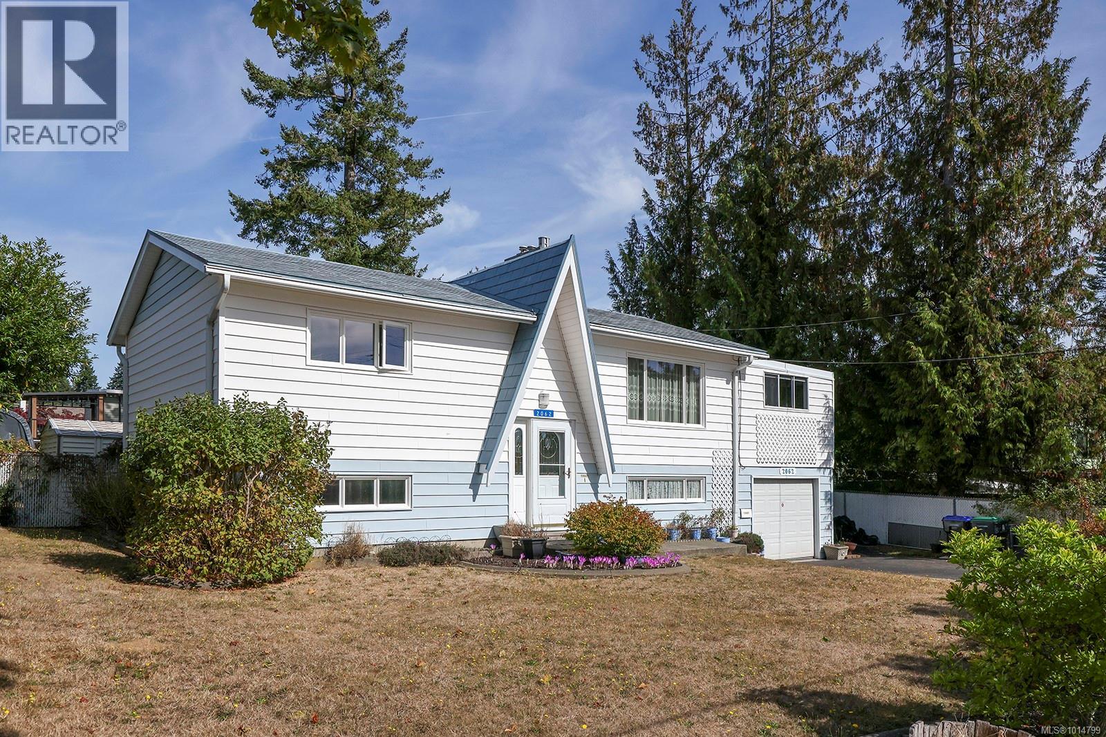 2062 Cooke Ave, Comox, British Columbia