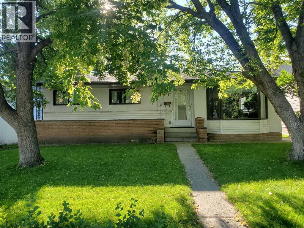 439 Arlington Drive SE, Calgary, Alberta
