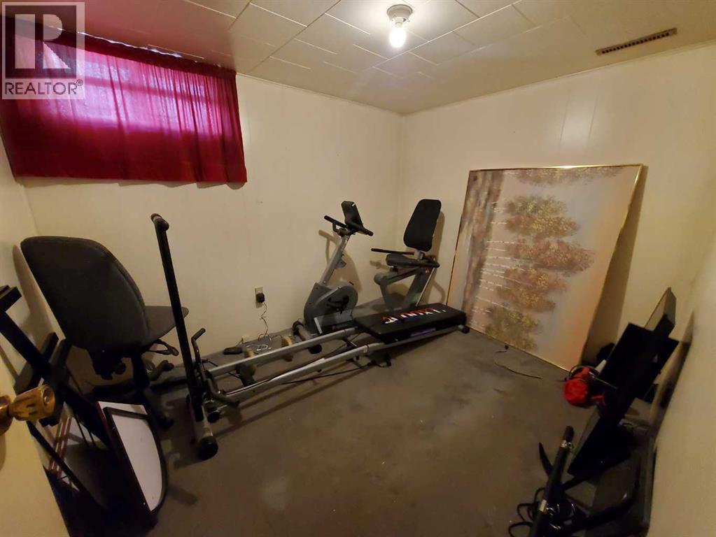 439 Arlington Drive Se, Calgary, Alberta  T2H 1S4 - Photo 18 - A2250921