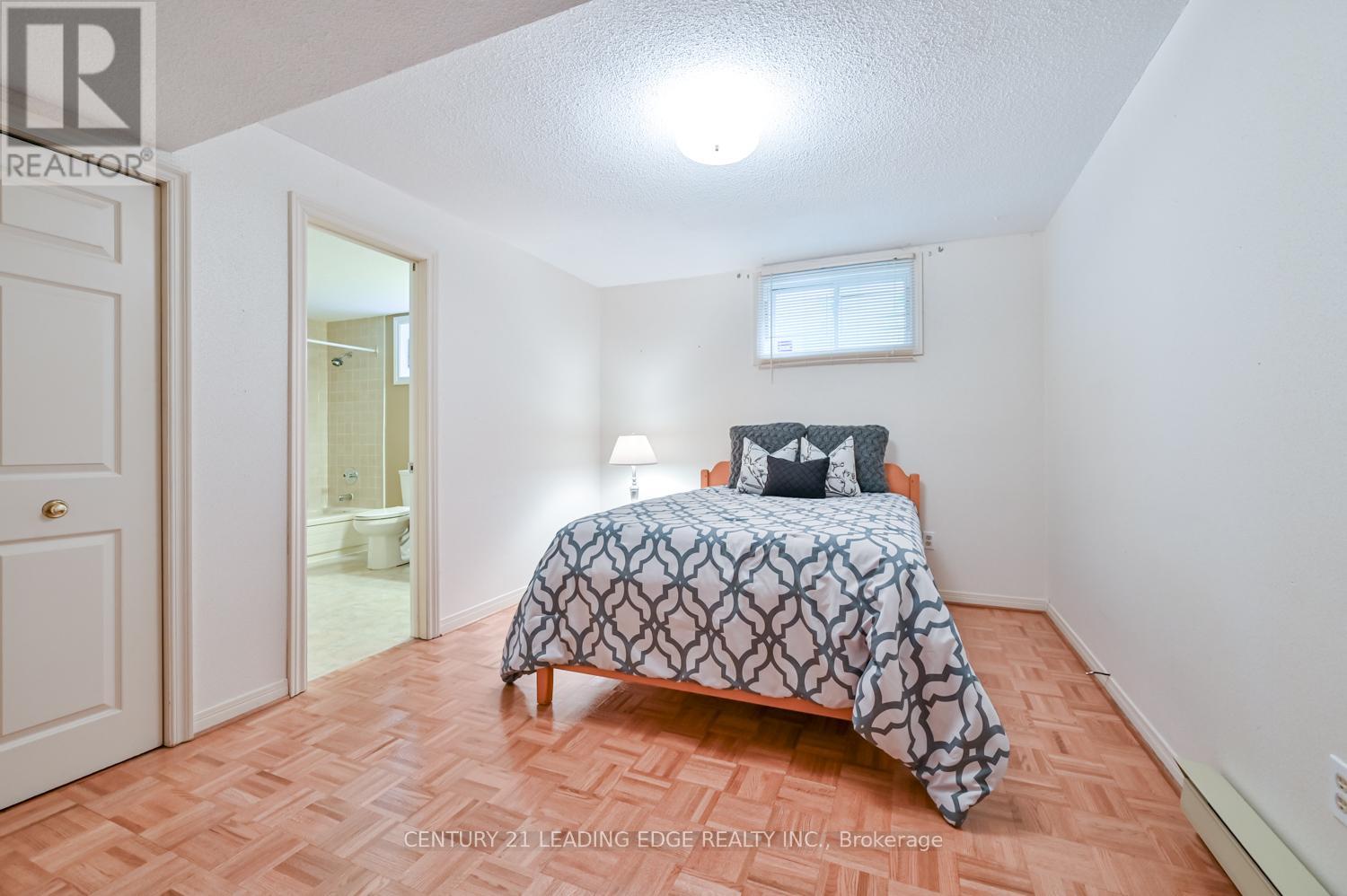 131 Reeve Drive, Markham (Markham Village), Ontario  L3P 6C8 - Photo 41 - N12422022