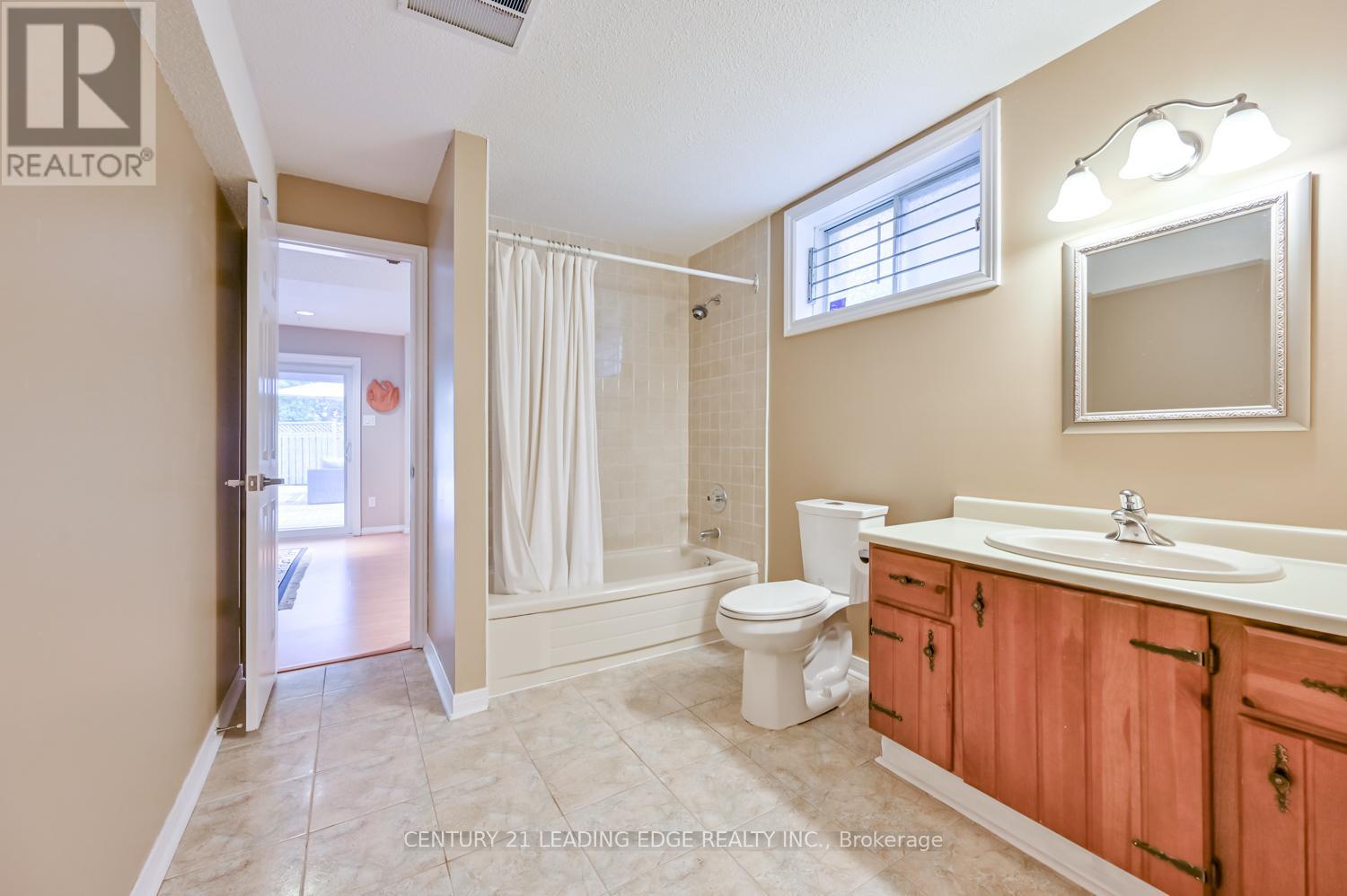 131 Reeve Drive, Markham (Markham Village), Ontario  L3P 6C8 - Photo 42 - N12422022
