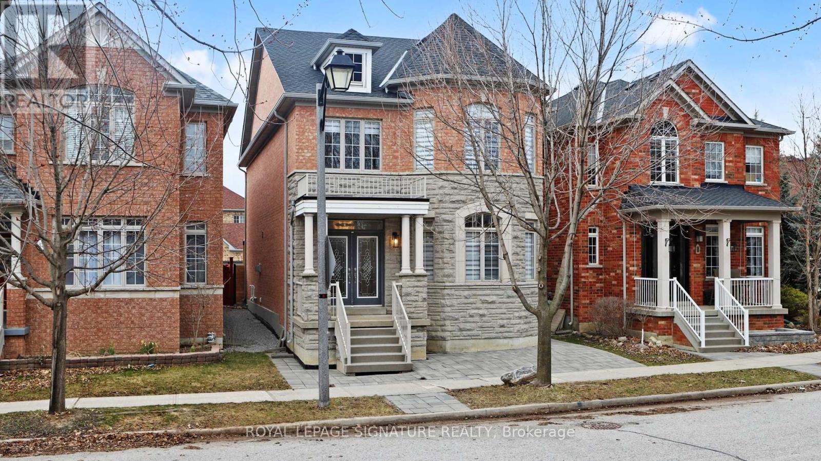 10 FOXTON ROAD, Markham, Ontario
