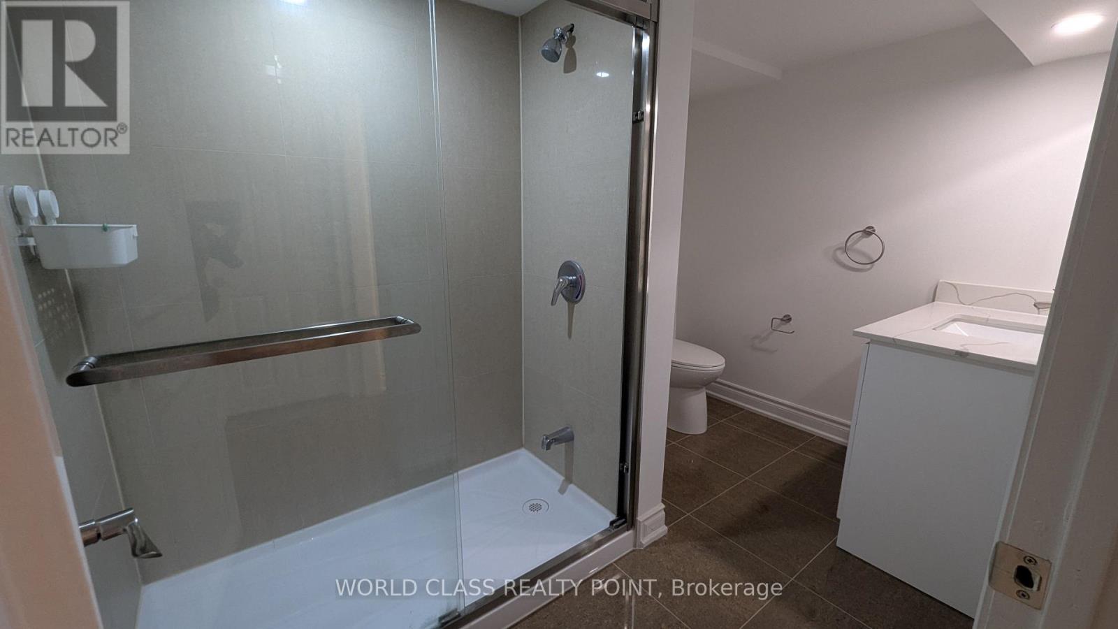 230 Alsace Road, Richmond Hill, Ontario  L4C 2W8 - Photo 9 - N12422040