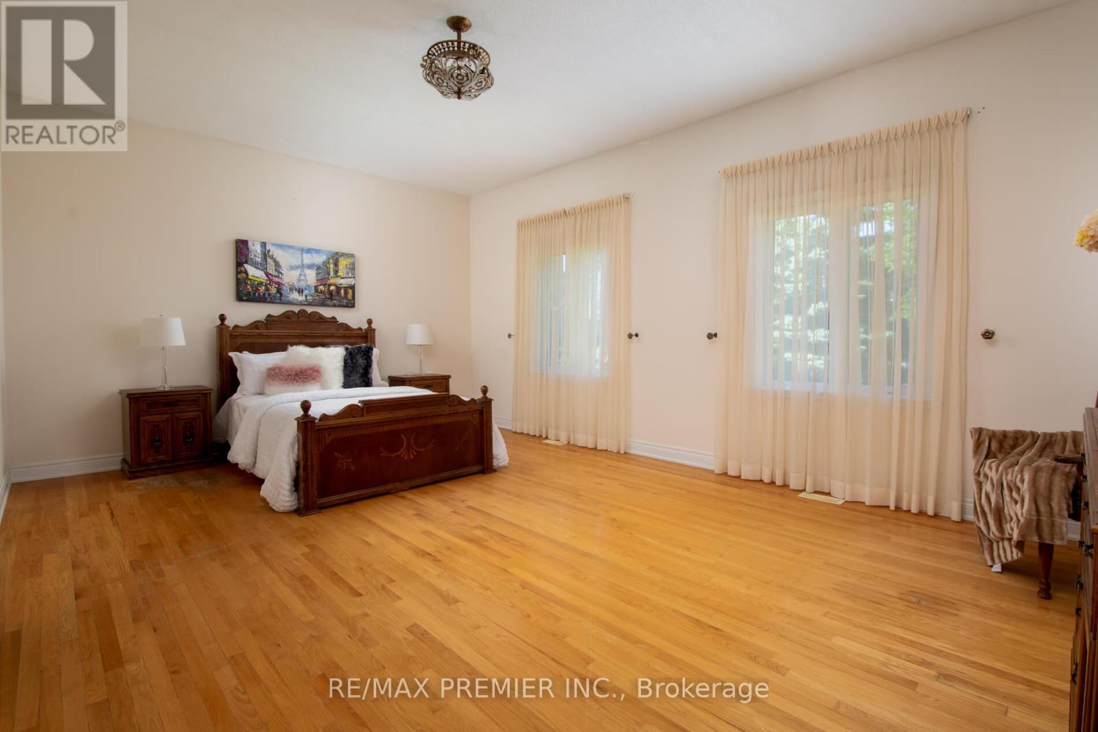28 Timberwood Drive, Vaughan, Ontario  L0J 1C0 - Photo 20 - N12422051