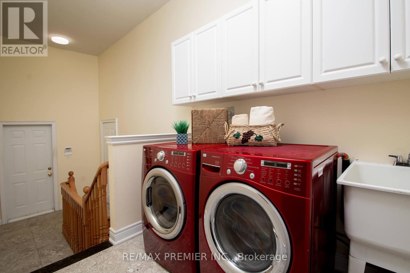 28 Timberwood Drive, Vaughan, Ontario  L0J 1C0 - Photo 28 - N12422051