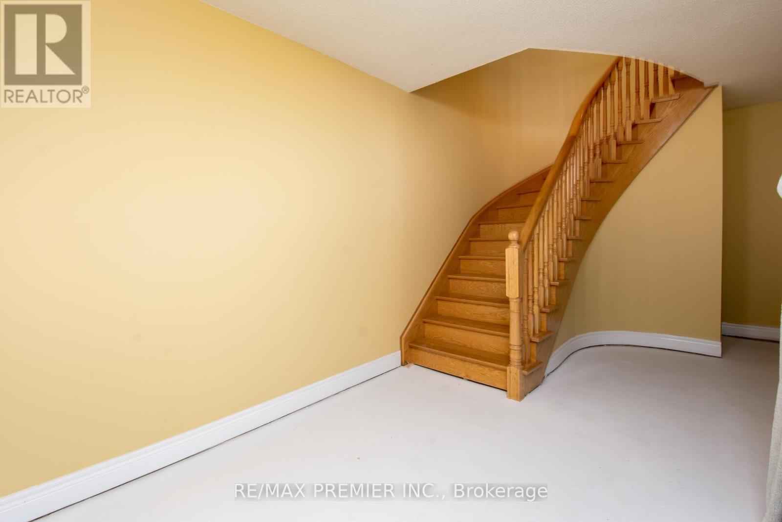 28 Timberwood Drive, Vaughan, Ontario  L0J 1C0 - Photo 29 - N12422051