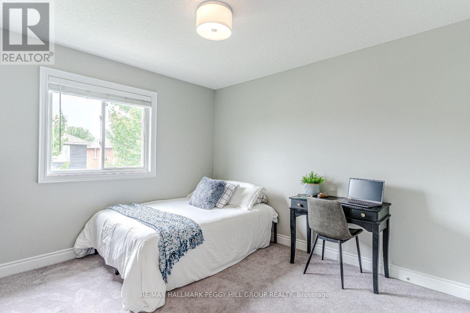 7 Garbutt Crescent, Collingwood, Ontario  L9Y 0H5 - Photo 13 - S12421958