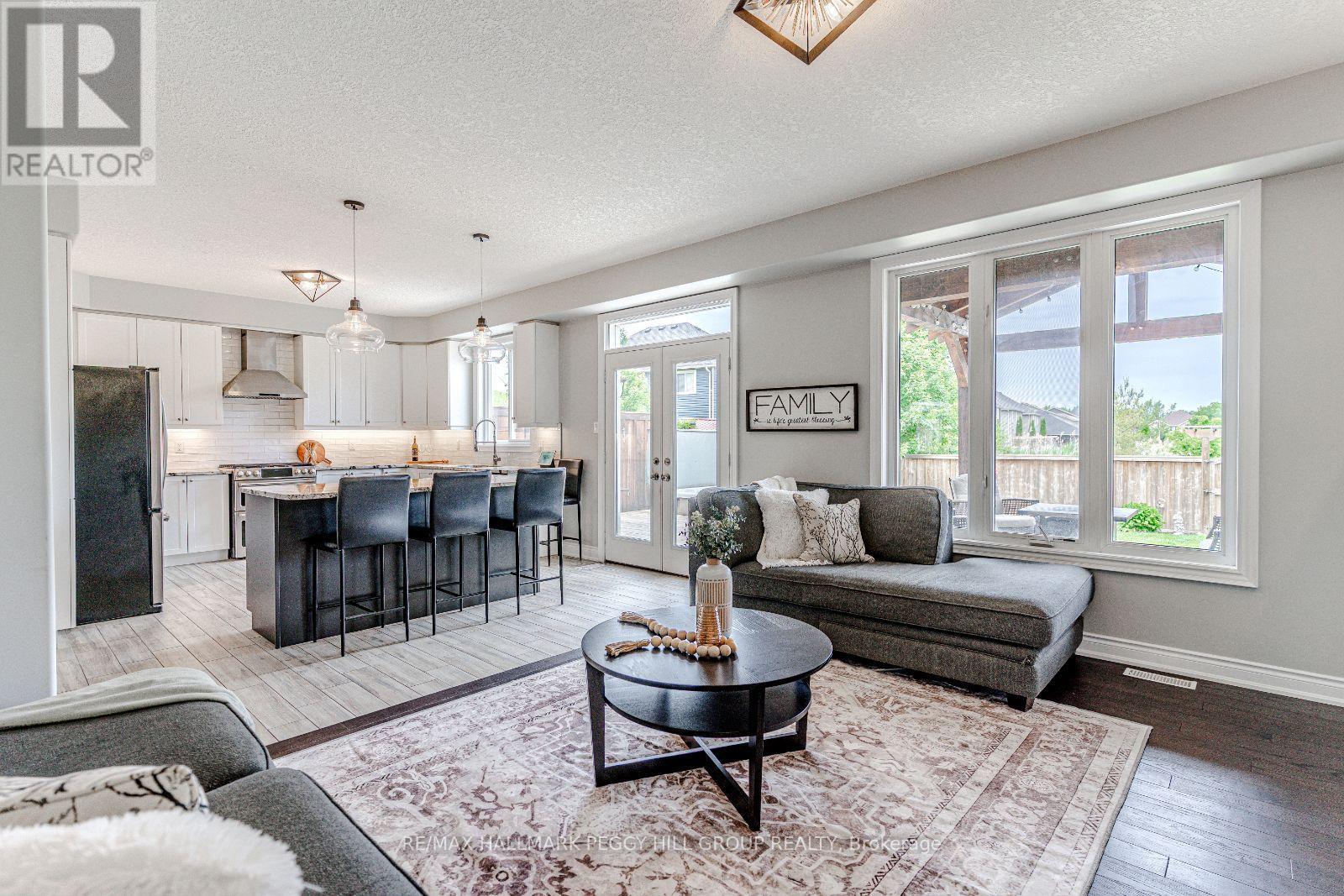7 Garbutt Crescent, Collingwood, Ontario  L9Y 0H5 - Photo 6 - S12421958