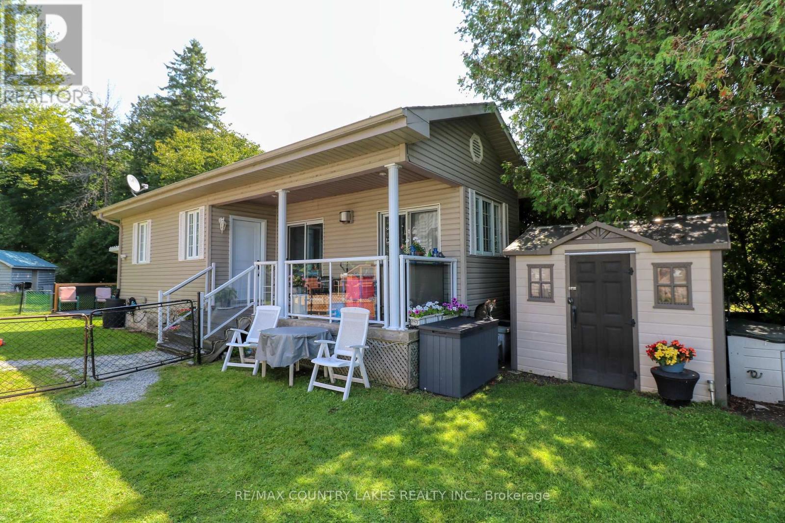 104 The Steps Road, Ramara, Ontario  L0K 1B0 - Photo 22 - S12421979