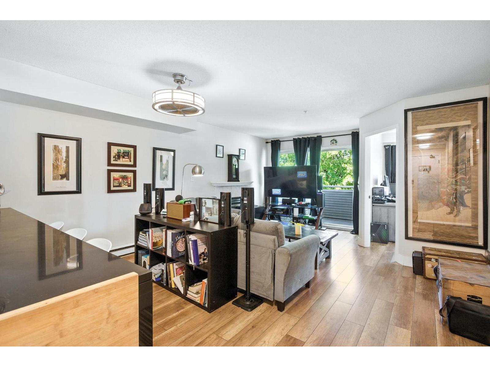 312 12160 80 Avenue, Surrey, British Columbia  V3W 0V3 - Photo 3 - R3051357