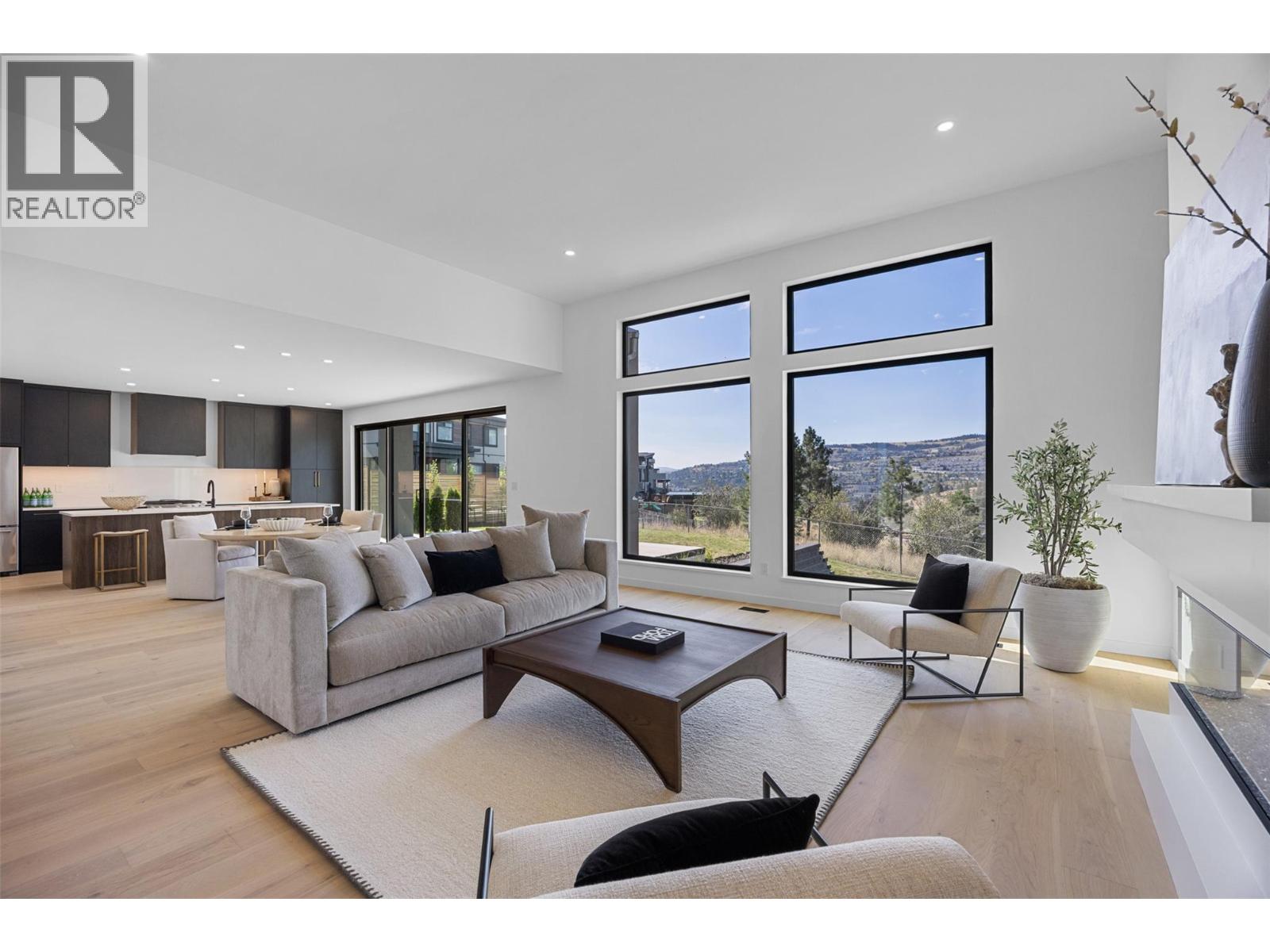 1453 Prairie Rose Court, Kamloops, British Columbia  V2E 0E5 - Photo 6 - 10363881