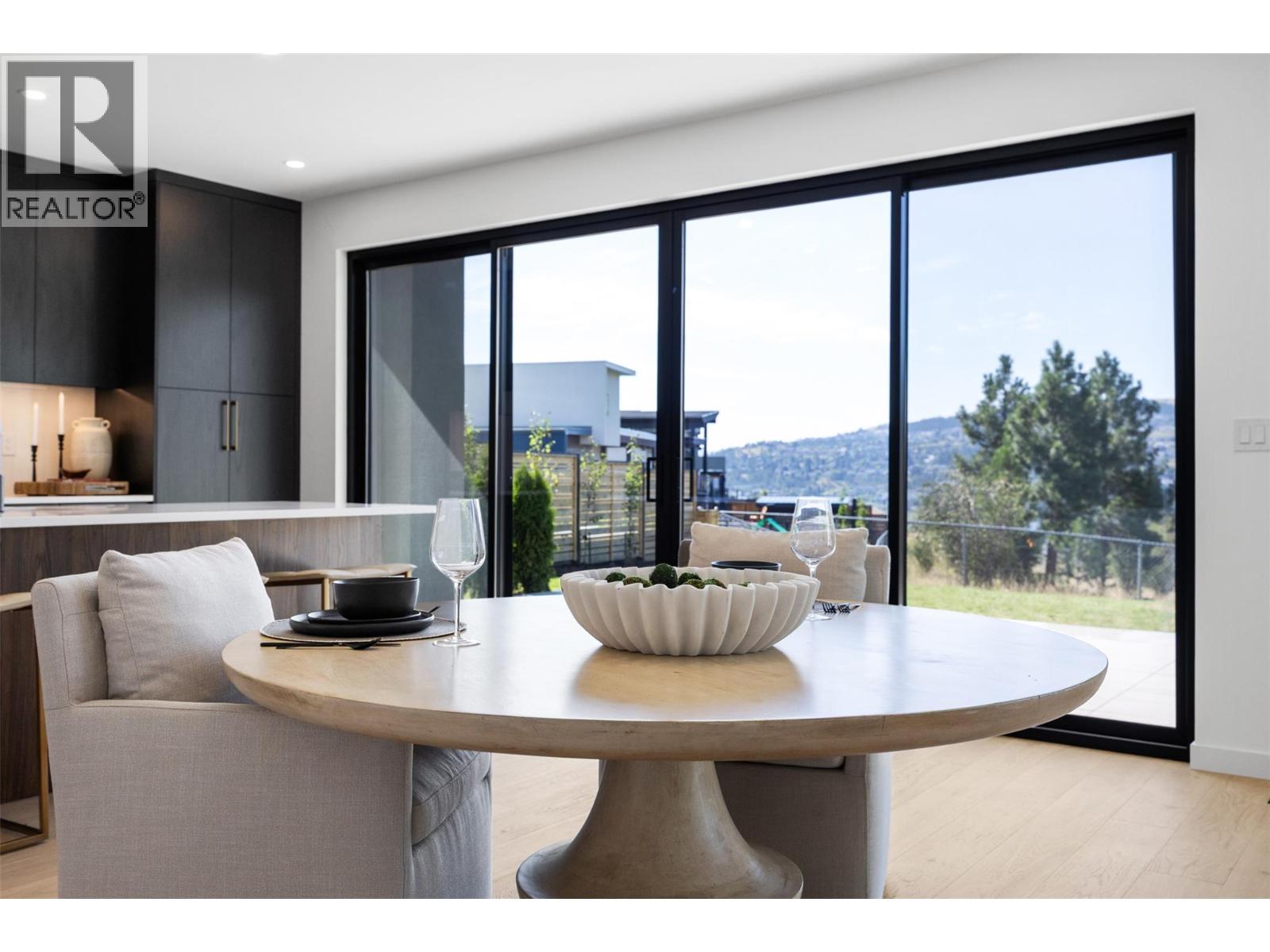 1453 Prairie Rose Court, Kamloops, British Columbia  V2E 0E5 - Photo 7 - 10363881