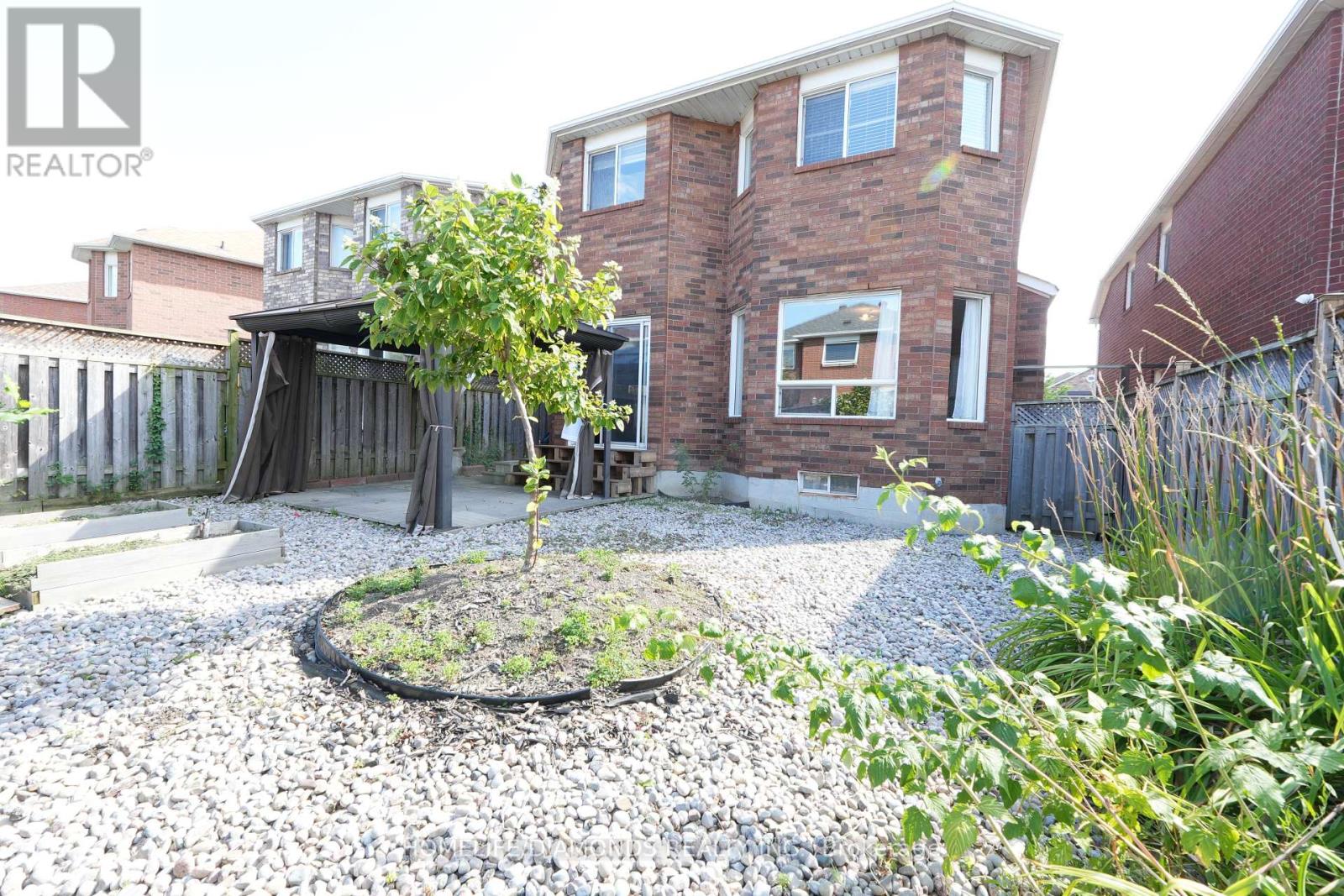 5267 Brookwood Court, Mississauga, Ontario  L5V 2N8 - Photo 23 - W12421954