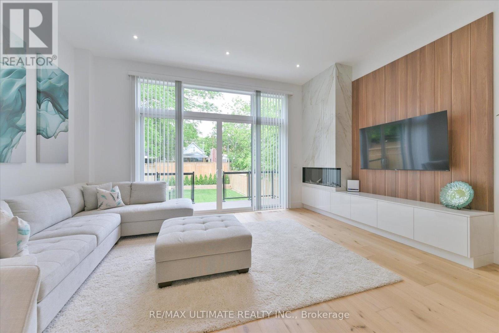 32 Thirty Eighth Street, Toronto, Ontario  M8W 3L9 - Photo 15 - W12422029