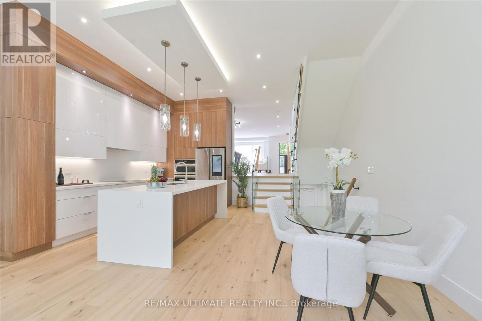 32 Thirty Eighth Street, Toronto, Ontario  M8W 3L9 - Photo 19 - W12422029