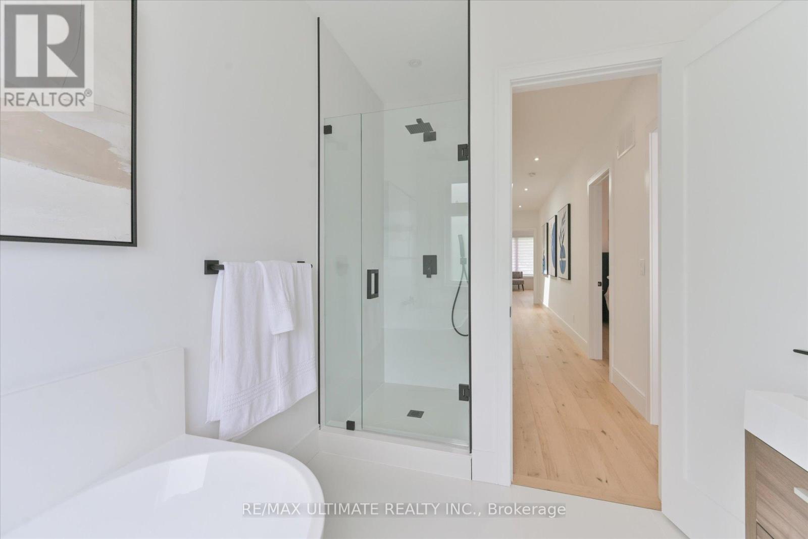 32 Thirty Eighth Street, Toronto, Ontario  M8W 3L9 - Photo 34 - W12422029
