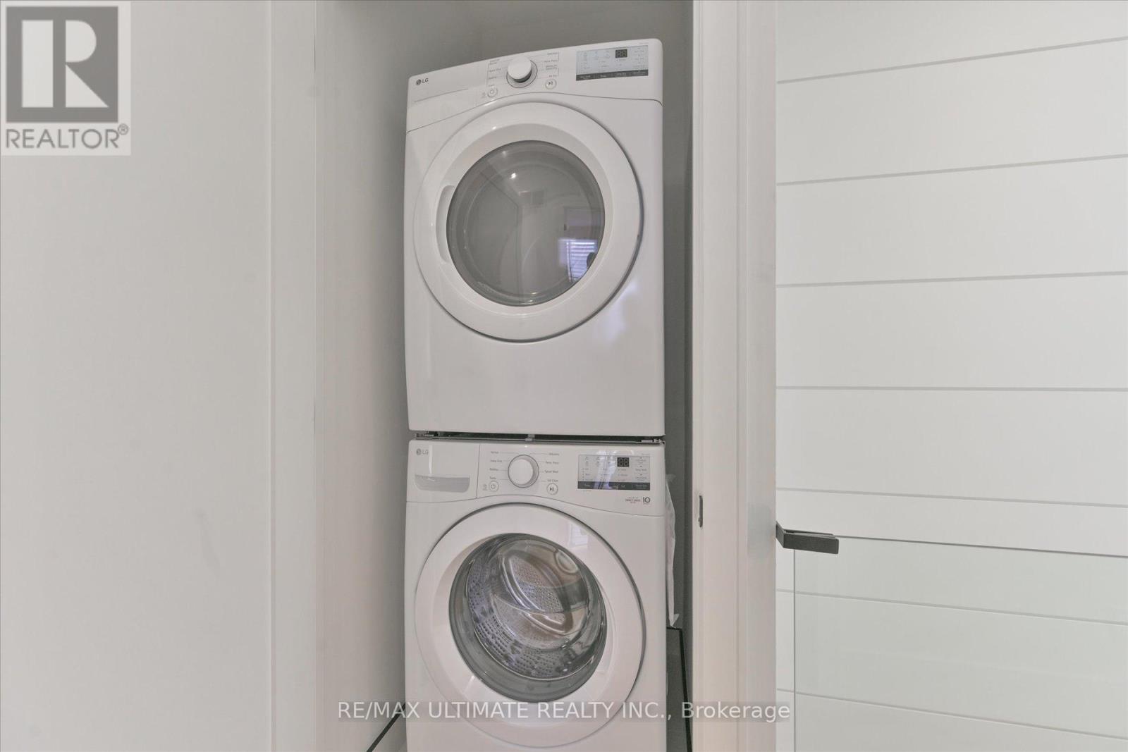 32 Thirty Eighth Street, Toronto, Ontario  M8W 3L9 - Photo 35 - W12422029