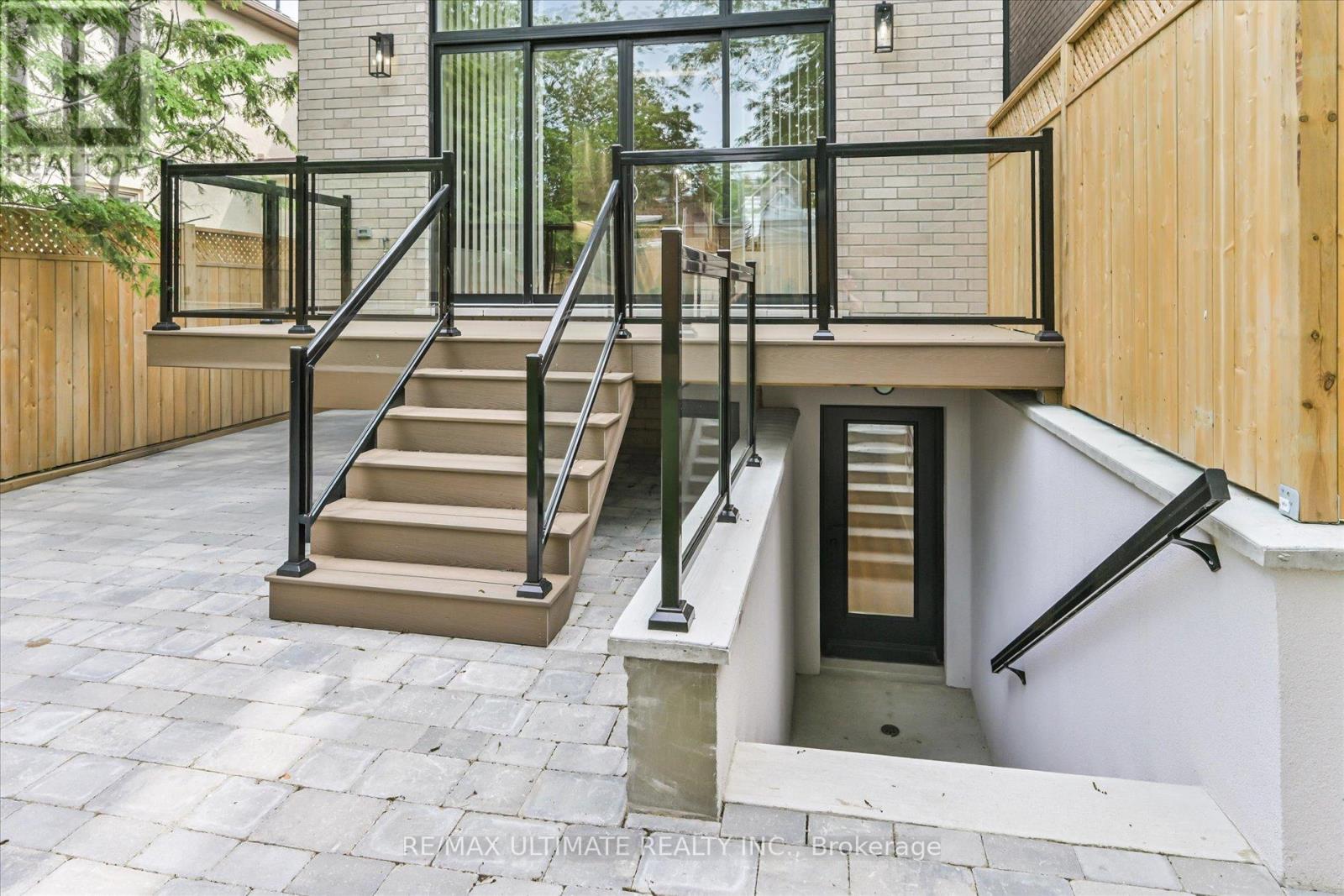 32 Thirty Eighth Street, Toronto, Ontario  M8W 3L9 - Photo 43 - W12422029