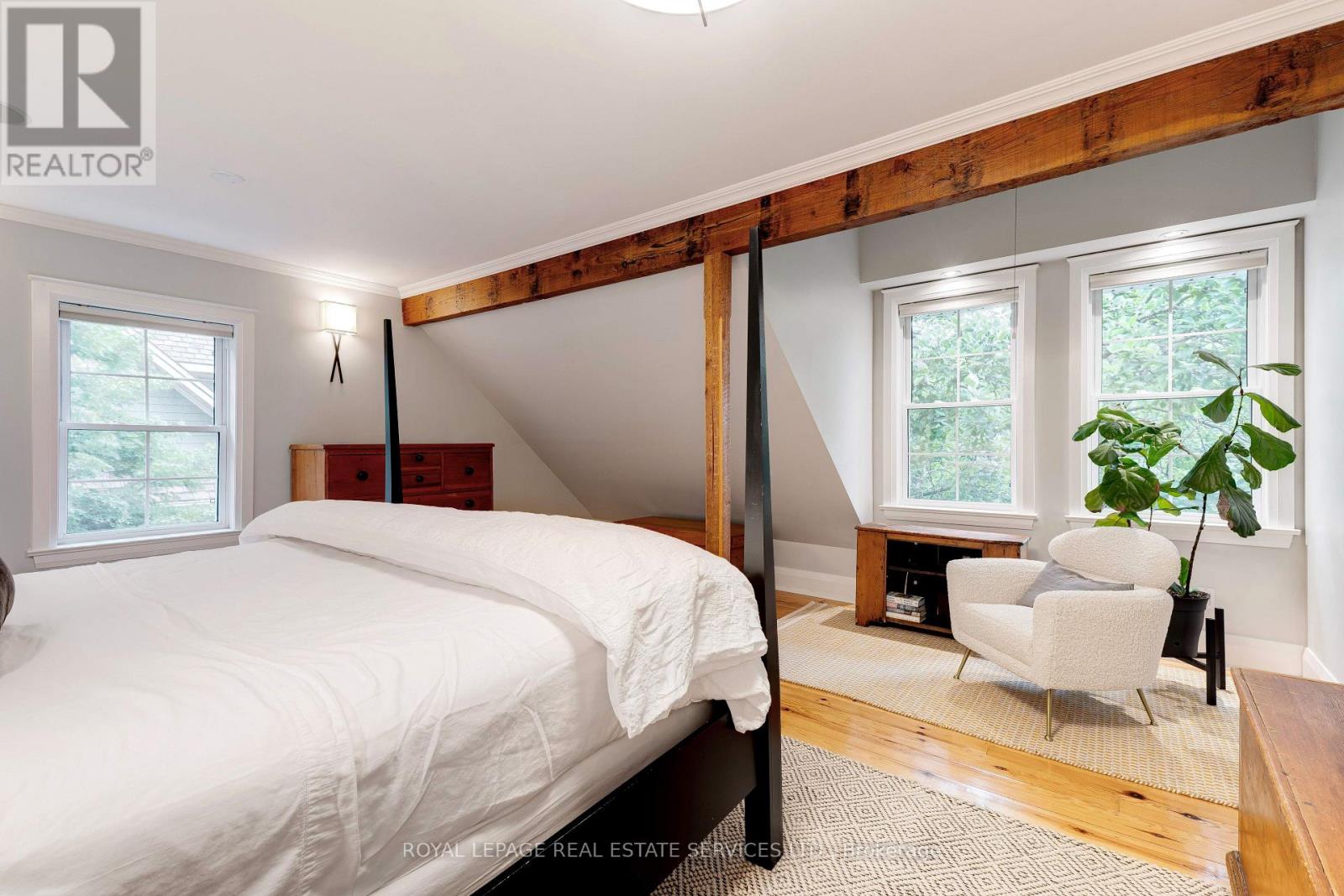 938 Meadow Wood Road, Mississauga, Ontario  L5J 2S6 - Photo 21 - W12422069