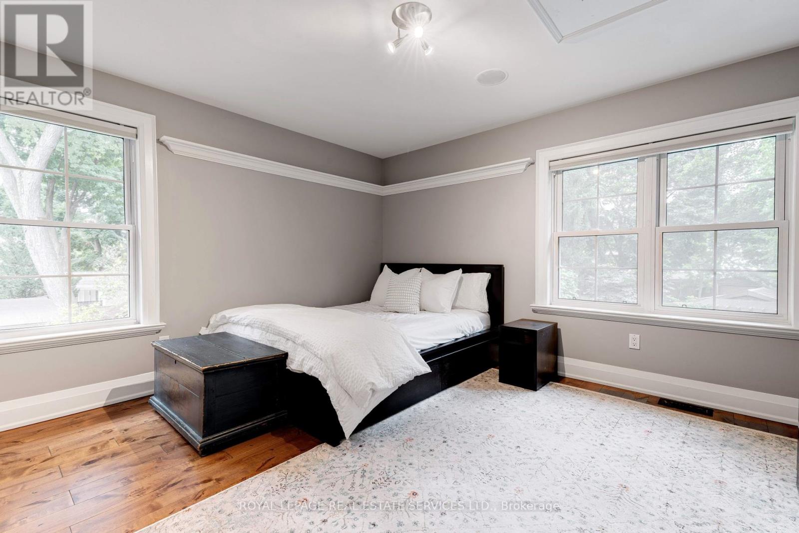 938 Meadow Wood Road, Mississauga, Ontario  L5J 2S6 - Photo 30 - W12422069