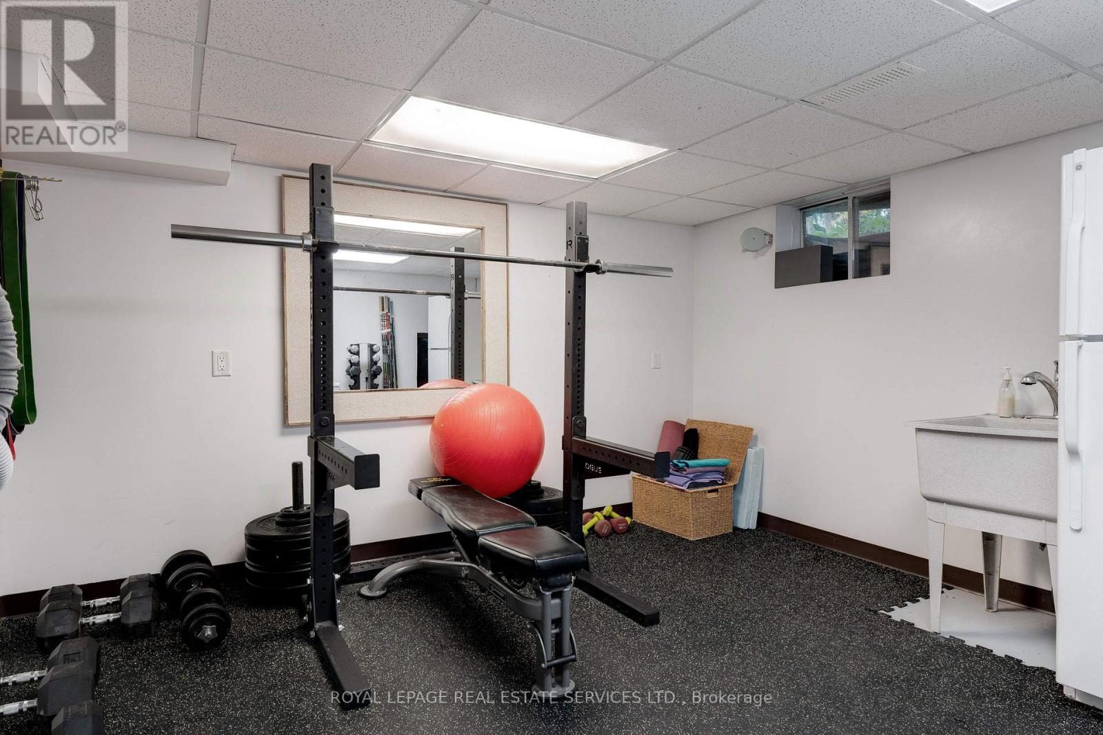 938 Meadow Wood Road, Mississauga, Ontario  L5J 2S6 - Photo 33 - W12422069