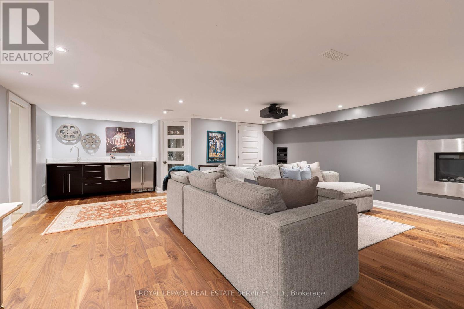 938 Meadow Wood Road, Mississauga, Ontario  L5J 2S6 - Photo 34 - W12422069