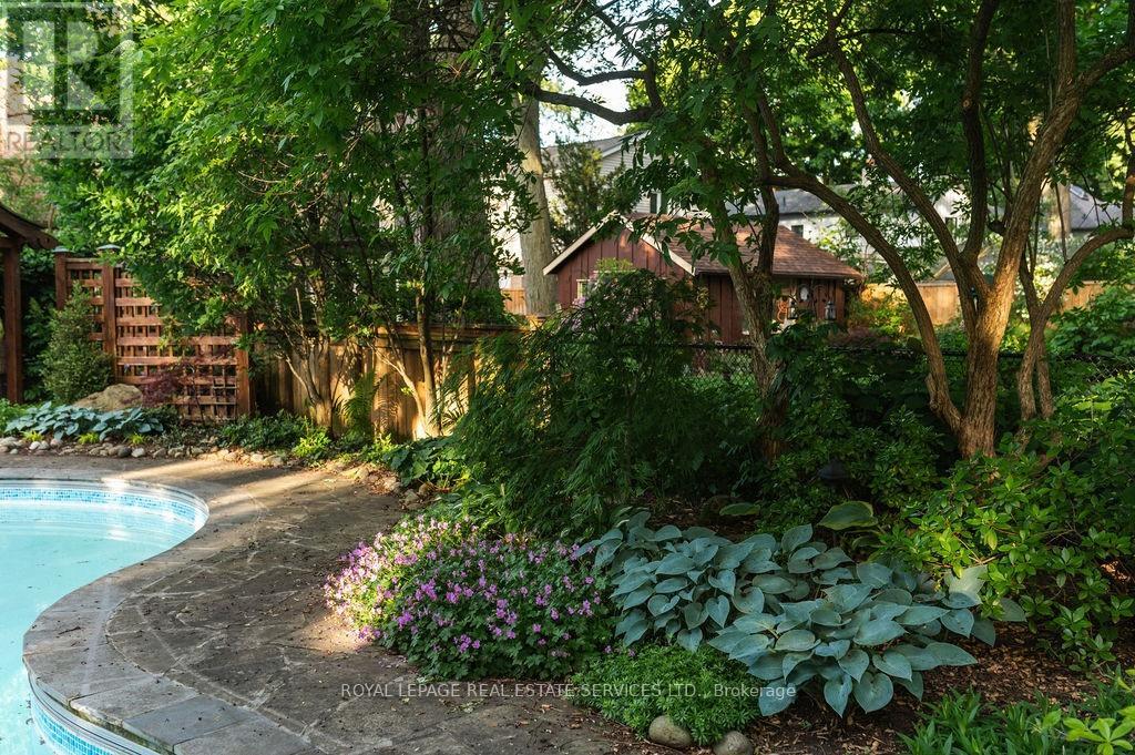 938 Meadow Wood Road, Mississauga, Ontario  L5J 2S6 - Photo 50 - W12422069