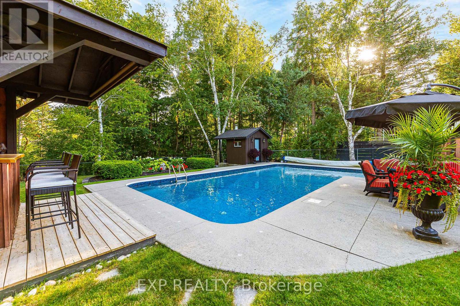 160 Little Court, Caledon, Ontario  L7E 3T8 - Photo 11 - W12422075