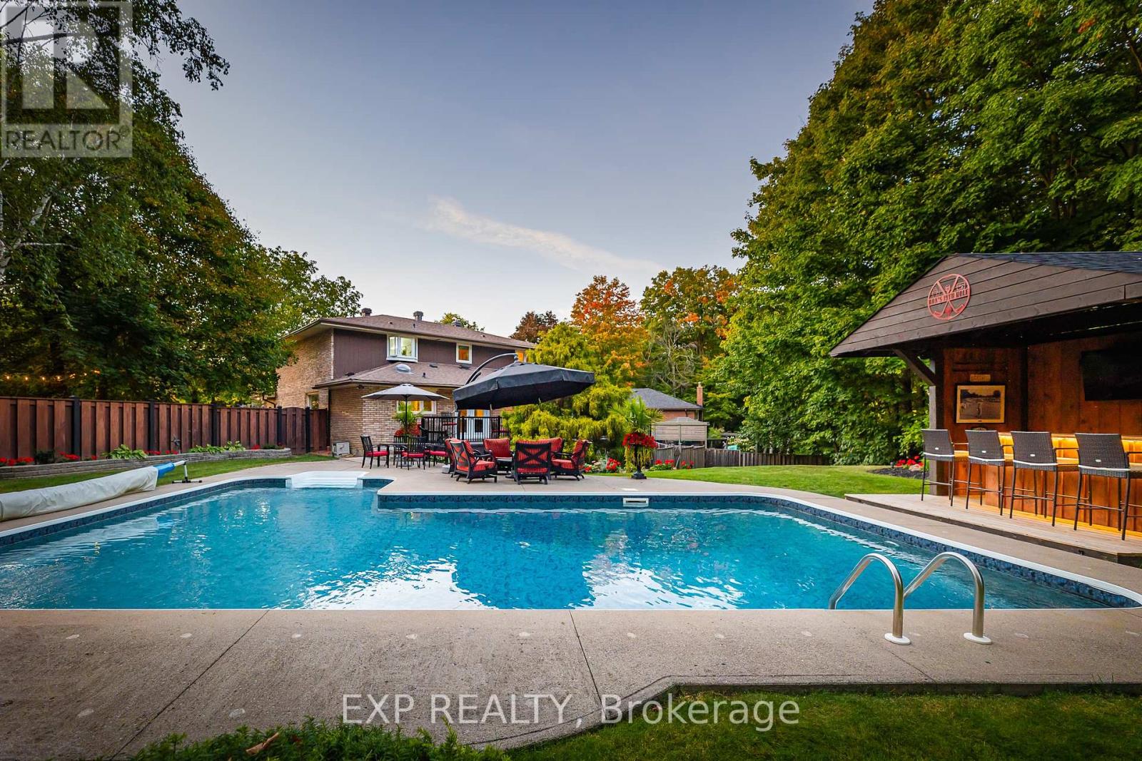 160 Little Court, Caledon, Ontario  L7E 3T8 - Photo 38 - W12422075