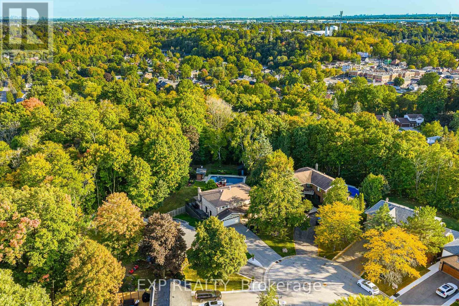 160 Little Court, Caledon, Ontario  L7E 3T8 - Photo 45 - W12422075