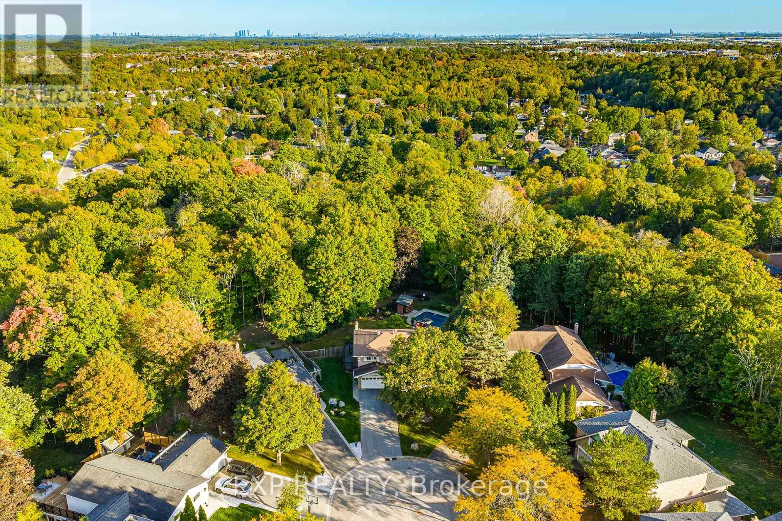 160 Little Court, Caledon, Ontario  L7E 3T8 - Photo 47 - W12422075