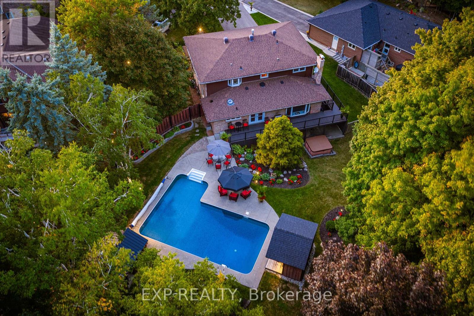160 Little Court, Caledon, Ontario  L7E 3T8 - Photo 8 - W12422075