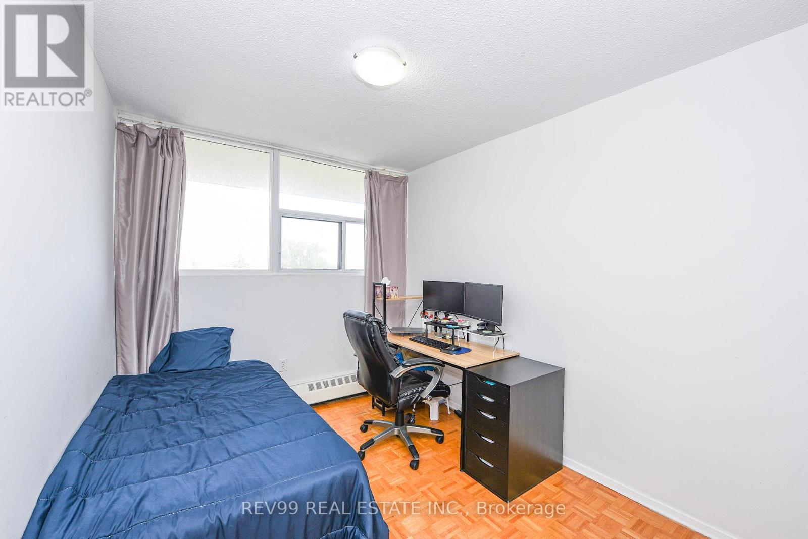 504 - 2121 Roche Court, Mississauga, Ontario  L5K 2C7 - Photo 18 - W12422079