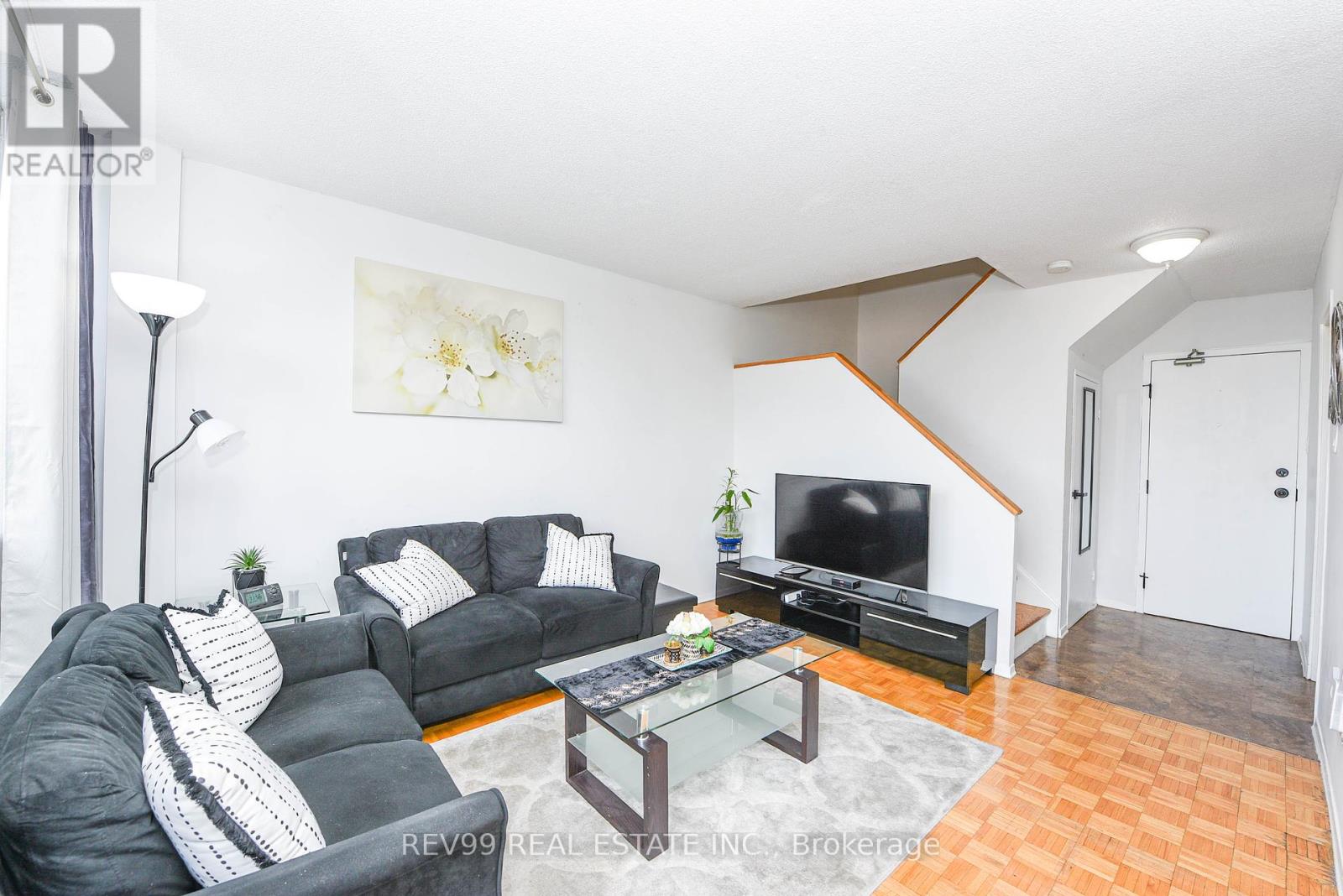 504 - 2121 Roche Court, Mississauga, Ontario  L5K 2C7 - Photo 5 - W12422079