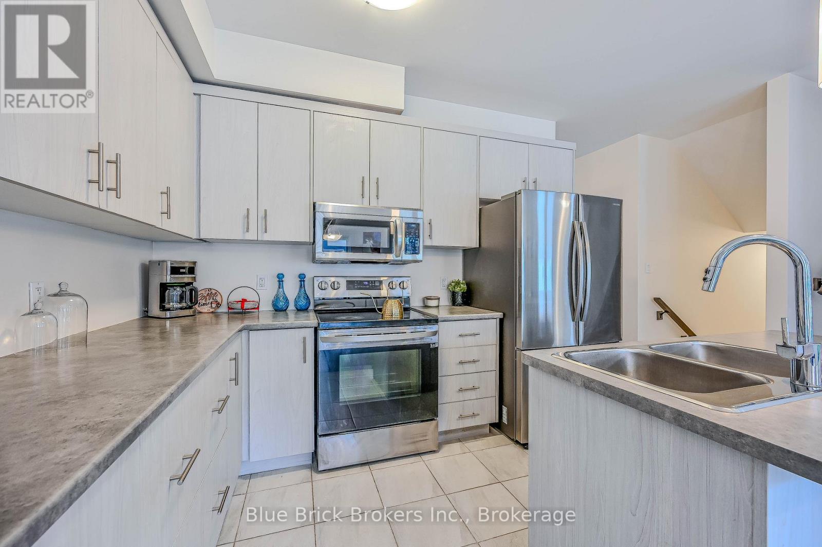 12 Hildred Street, Welland, Ontario  L3B 1H9 - Photo 16 - X12418840