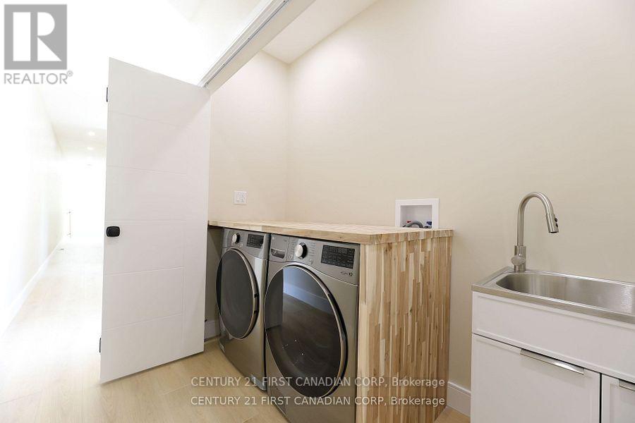 858 William Street, London East, Ontario  N5Y 2S3 - Photo 34 - X12422138