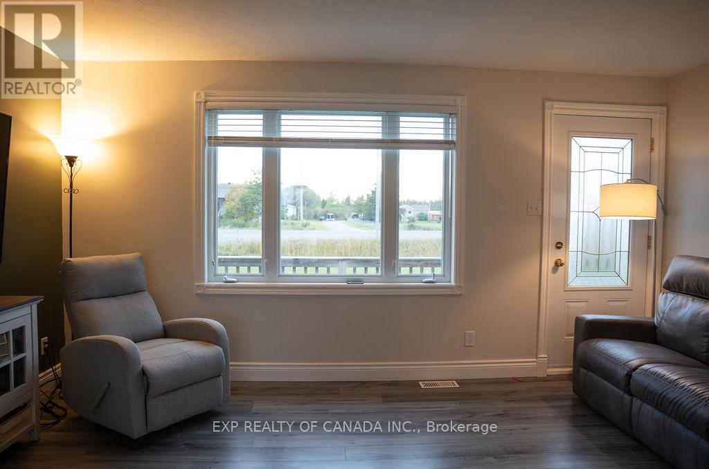 132 Highway No. 11 South Highway S, Cochrane, Ontario  P0L 1C0 - Photo 17 - T12422142