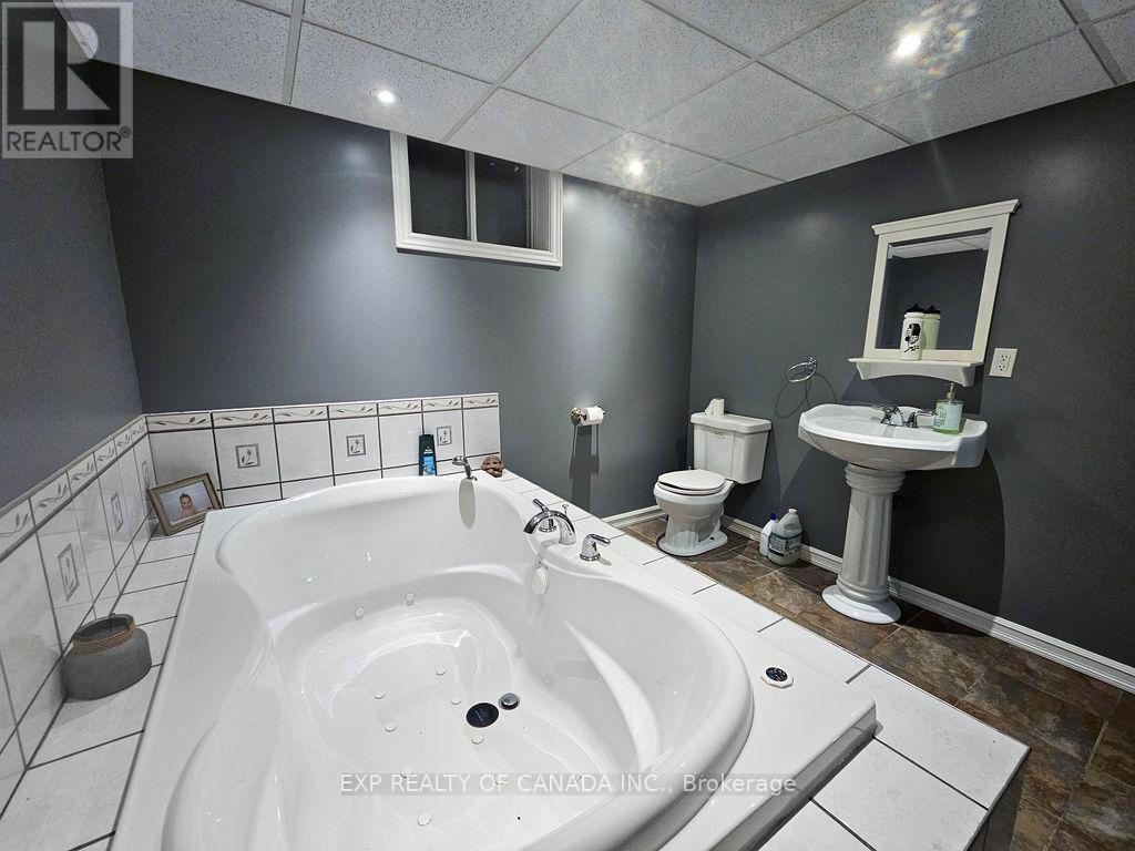 132 Highway No. 11 South Highway S, Cochrane, Ontario  P0L 1C0 - Photo 38 - T12422142