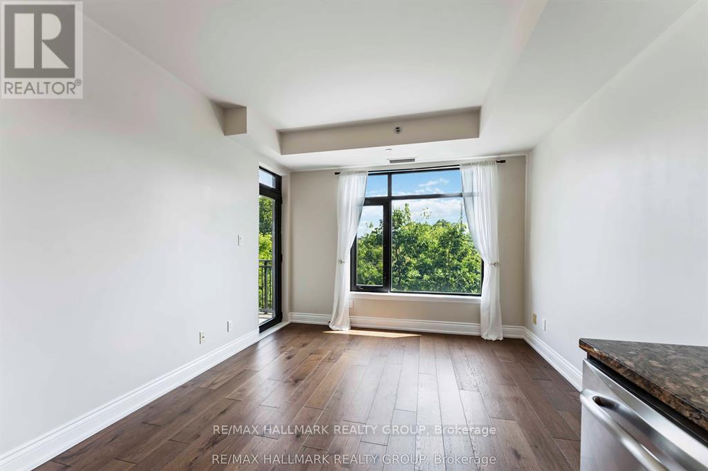 316 - 808 Bronson Avenue, Ottawa, Ontario  K1S 5A4 - Photo 4 - X12422094
