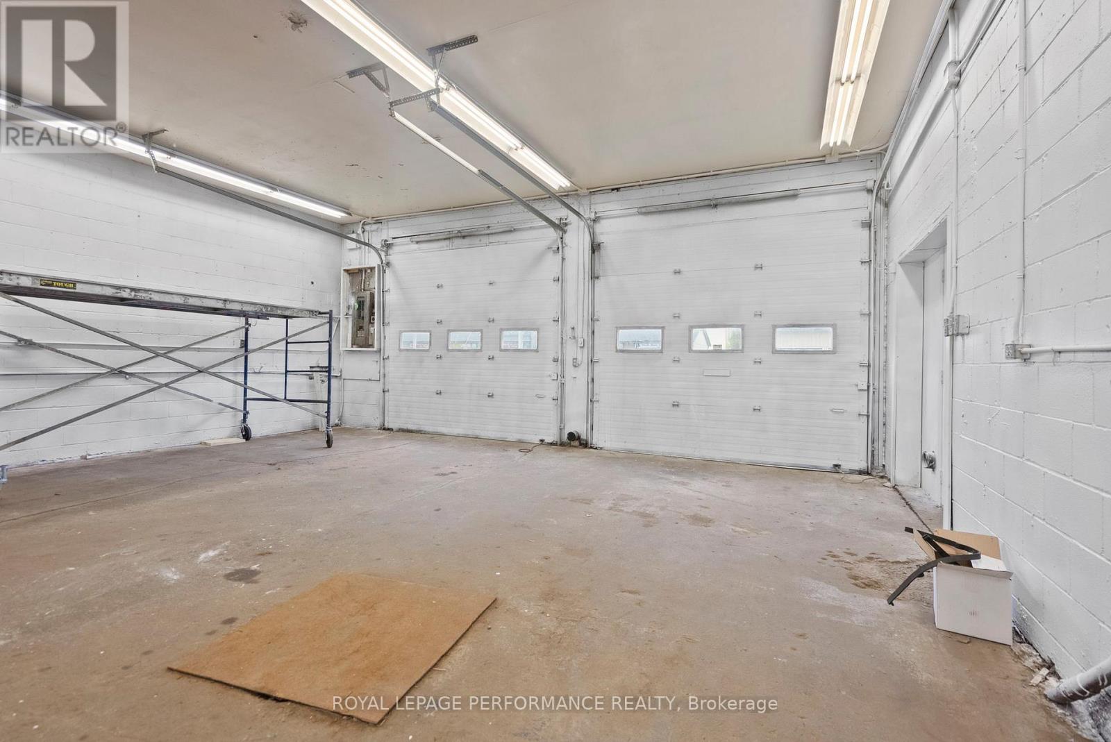 1125 Concession Street, Russell, Ontario  K4R 1C8 - Photo 9 - X12422116
