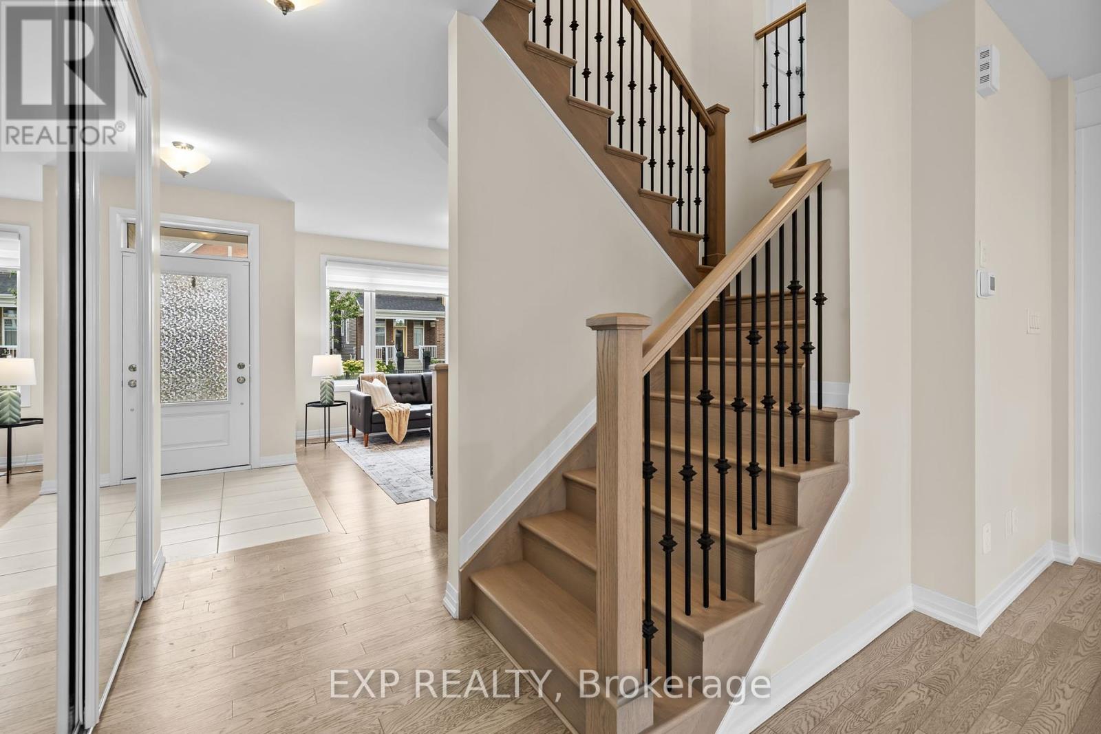 807 Mercier Crescent, Ottawa, Ontario  K1W 1E6 - Photo 16 - X12422145