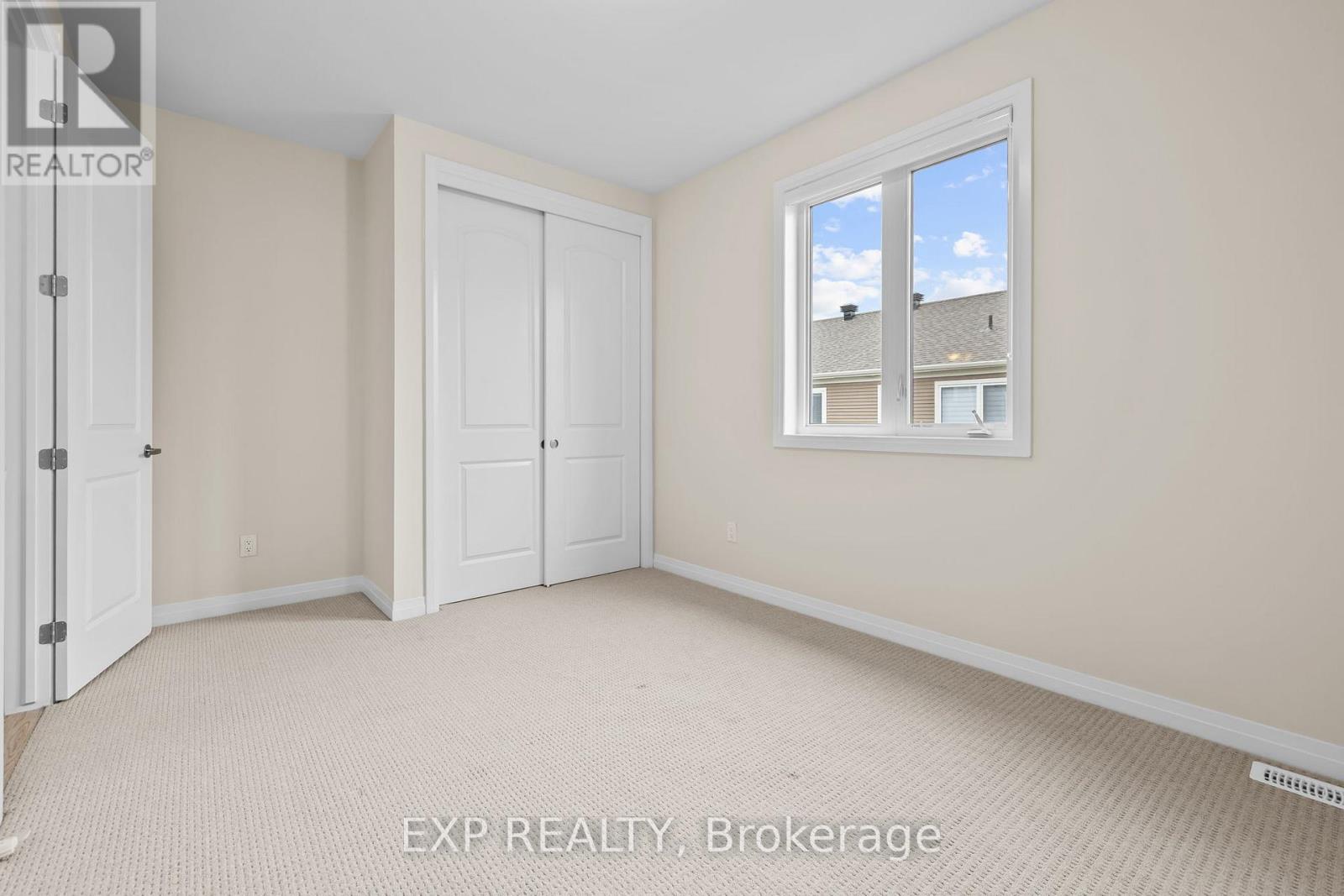 807 Mercier Crescent, Ottawa, Ontario  K1W 1E6 - Photo 21 - X12422145