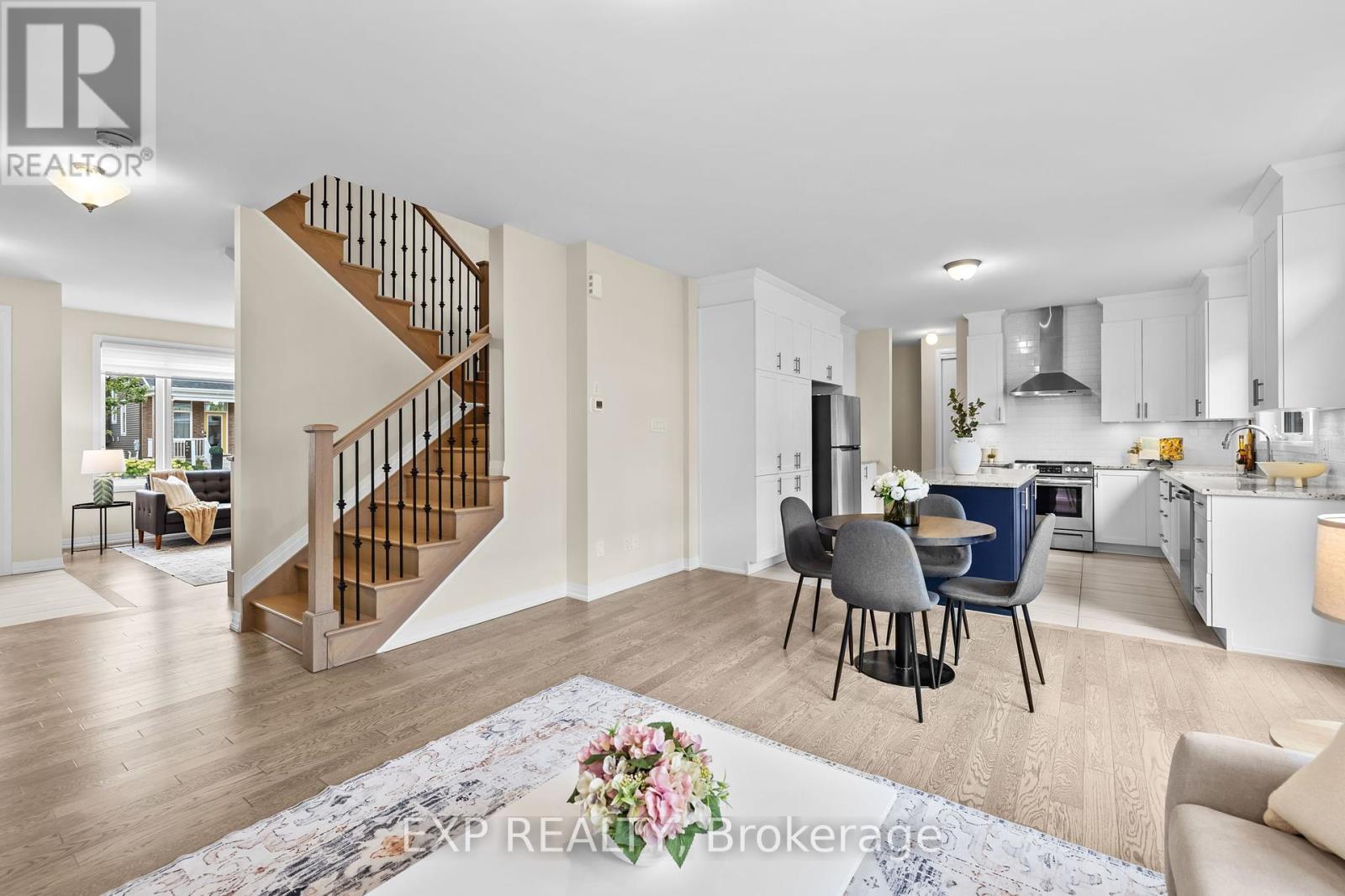807 Mercier Crescent, Ottawa, Ontario  K1W 1E6 - Photo 9 - X12422145