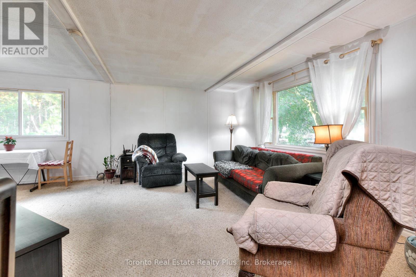 73 - 746112 Township Rd 4 Road, Blandford-Blenheim, Ontario  N4S 7V9 - Photo 8 - X12421955