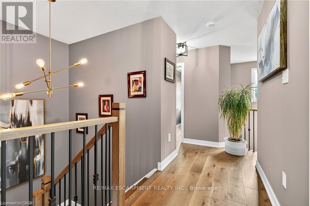 39 Wilbur Drive, Hamilton, Ontario  L0R 1C0 - Photo 15 - X12422005