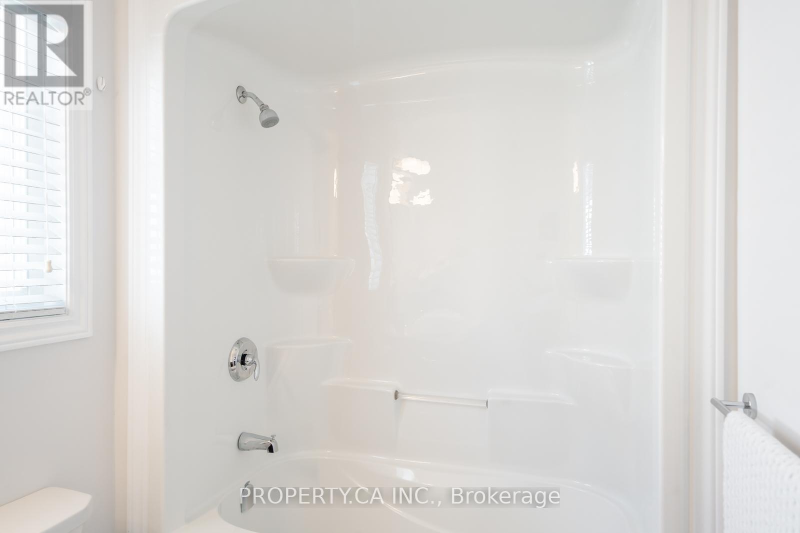 102 Bethune Avenue, Welland, Ontario  L3B 0H5 - Photo 5 - X12422020