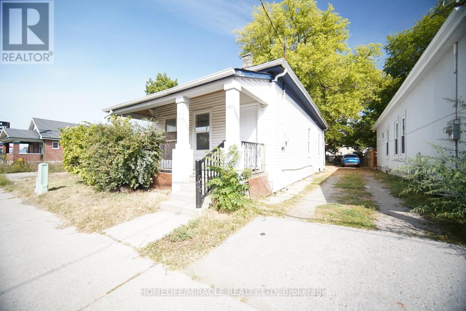 148 ADELAIDE STREET N, London East, Ontario