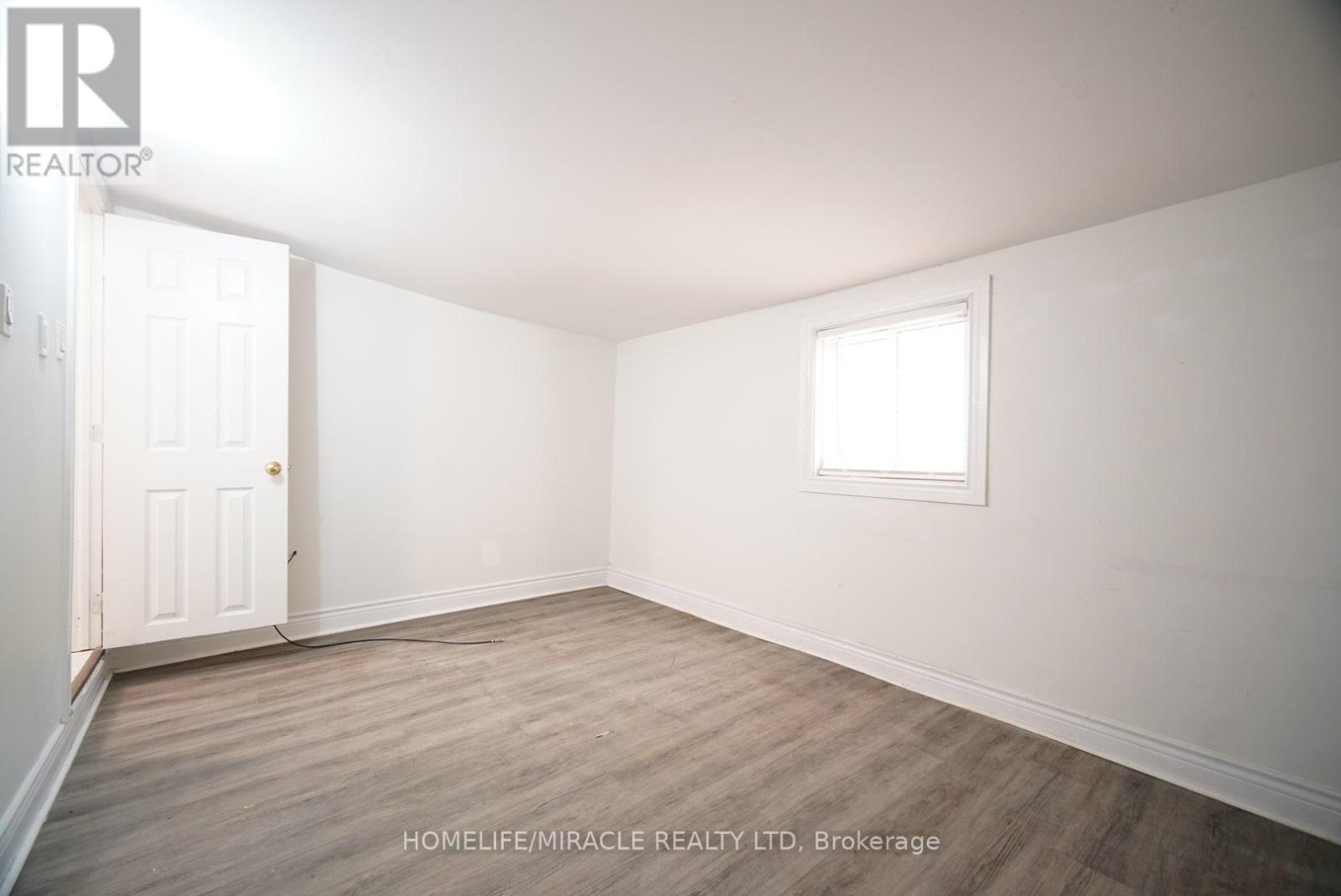 148 Adelaide Street N, London East, Ontario  N6B 3G8 - Photo 19 - X12422037