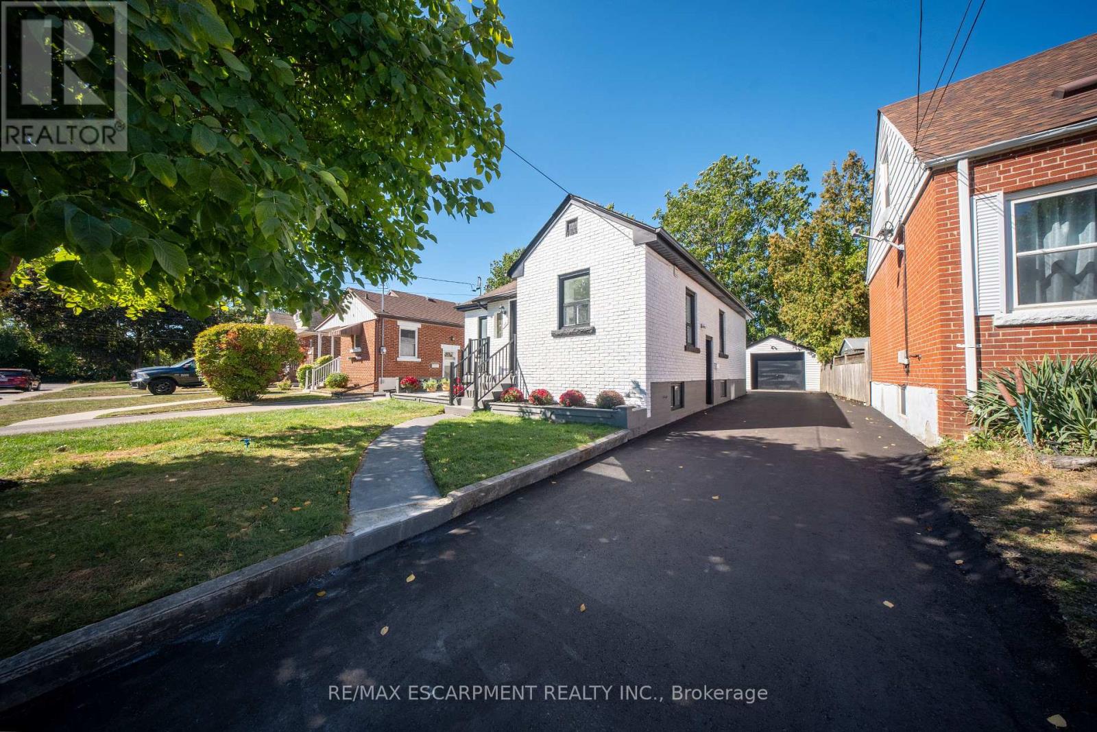 48 WOODBRIDGE ROAD, Hamilton, Ontario